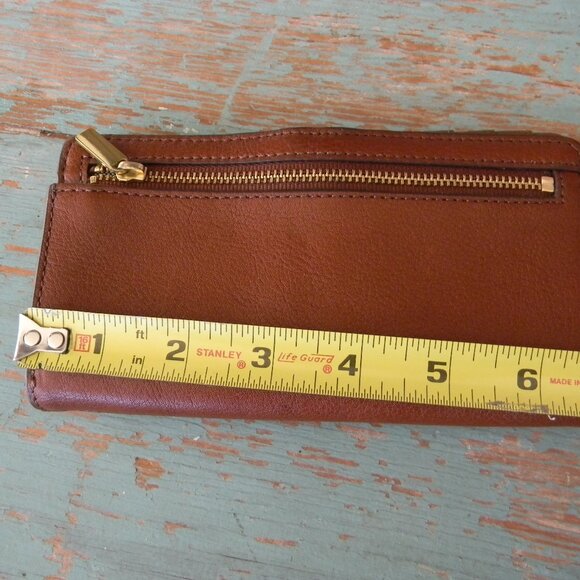 FOSSIL TAN BROWN LEATHER LARGE SNAP CLOSURE WALLET - Picture 3 of 6